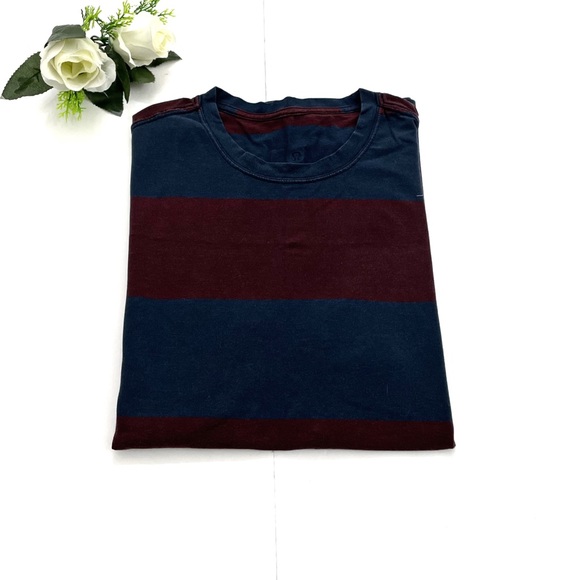 Lululemon Men’s Striped T-Shirt Size Small - Picture 5 of 7